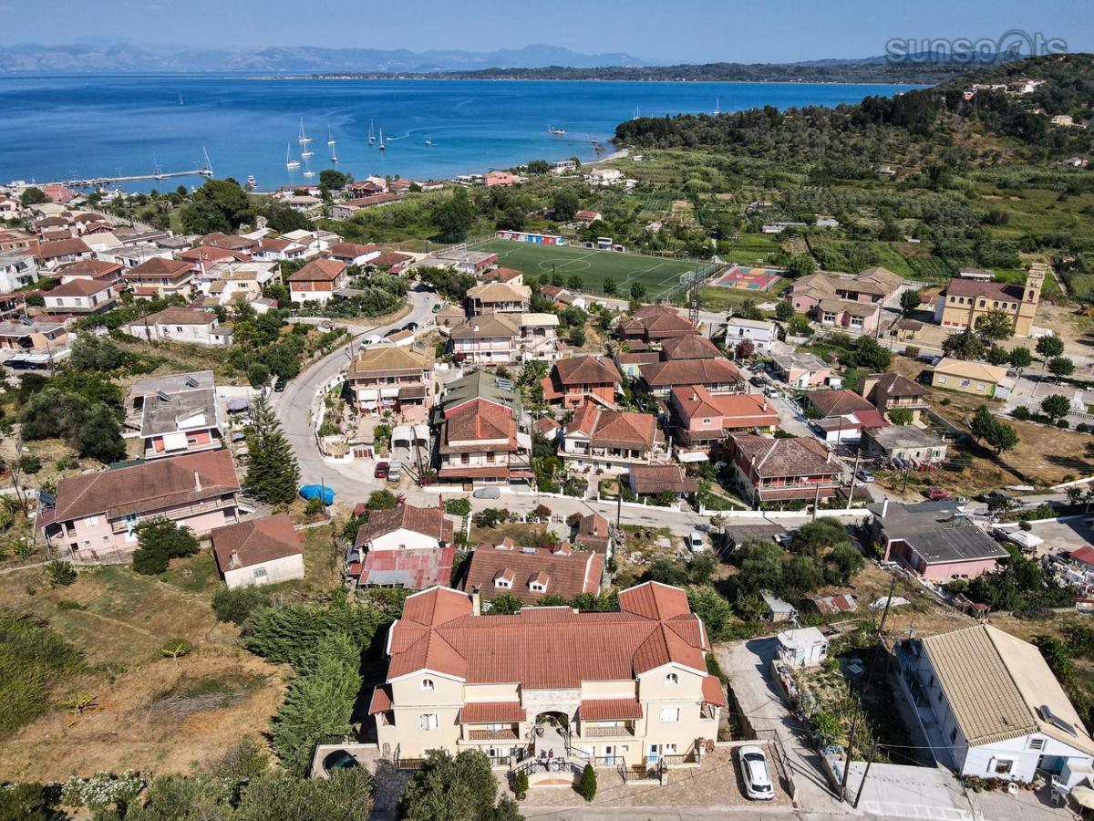 Villa Konstantina Petrití Екстериор снимка
