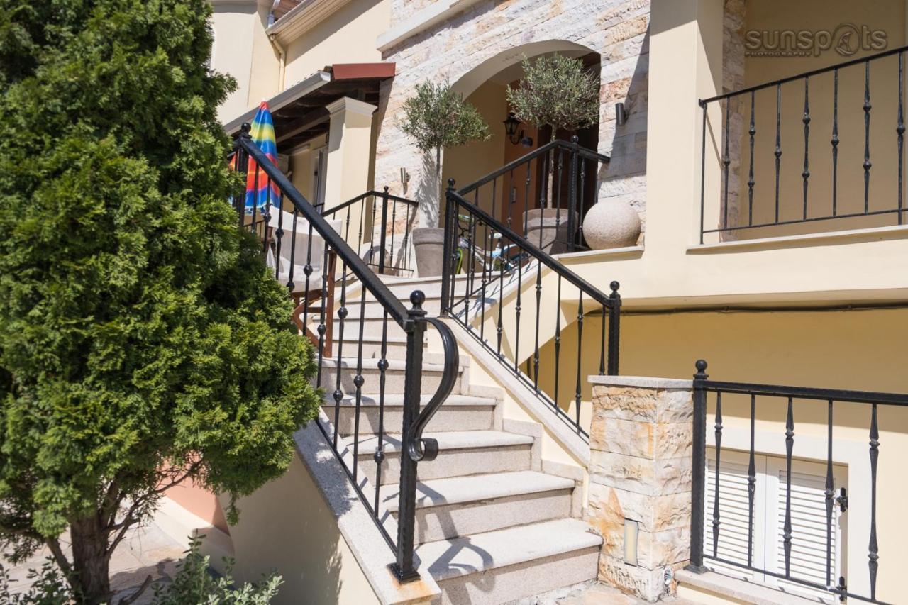 Villa Konstantina Petrití Екстериор снимка