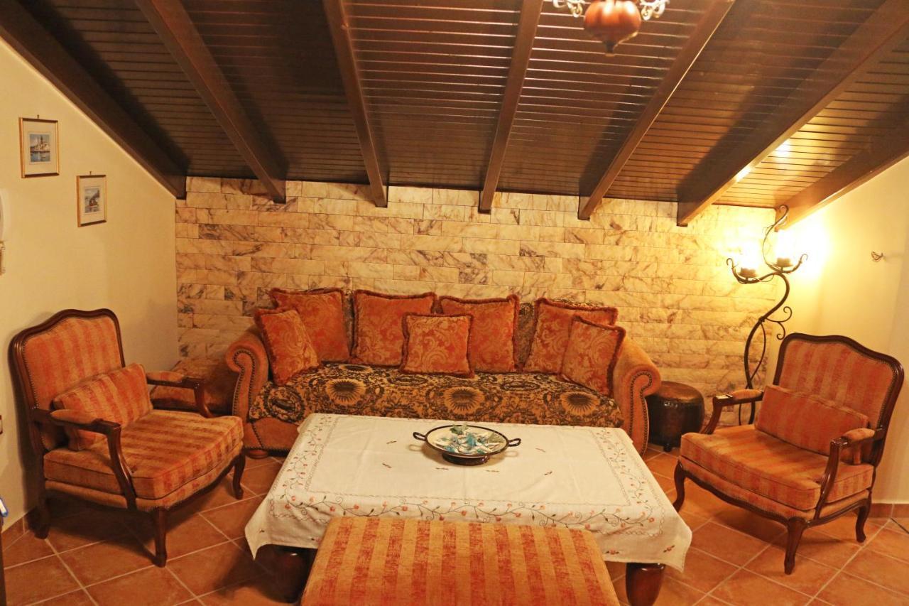Villa Konstantina Petrití Екстериор снимка